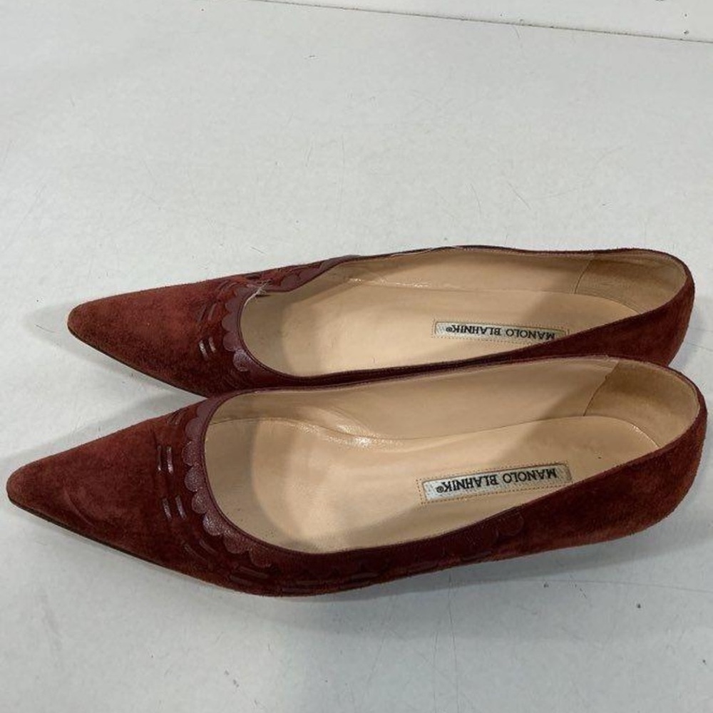 Women’s Manolo Blahnik Burgundy Suede Flats Loafers Size 39.5